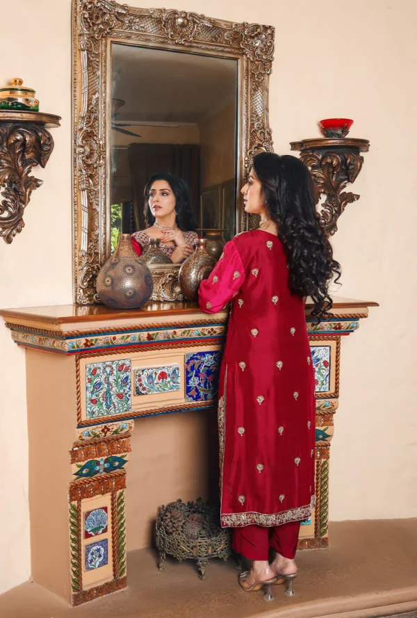 ROUGE & BRIGHT PINK SHIRT AND DUPPATA - Image 2