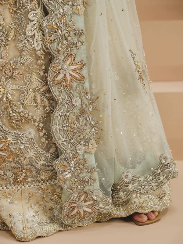 IVORY BUTTERCUP - Image 4
