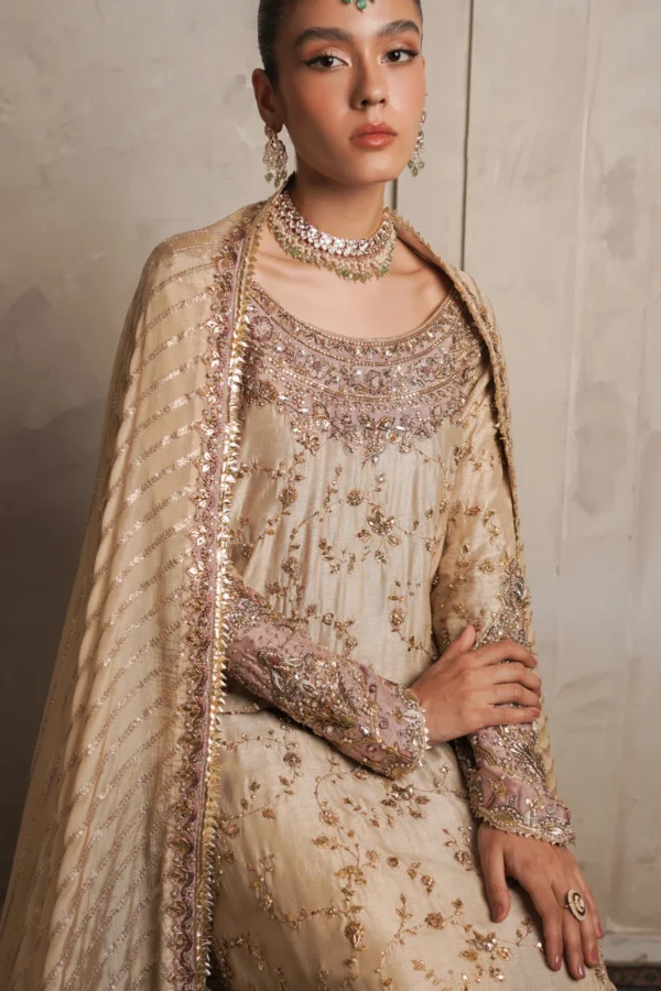 THE CLASSIC BEIGE - Image 5